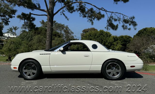 2002 Ford Thunderbird 2dr Convertible w/Hardtop Deluxe - 22494233 - 36