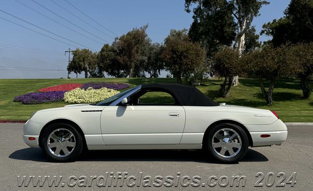 2002 Ford Thunderbird 2dr Convertible w/Hardtop Deluxe - 22494233 - 38