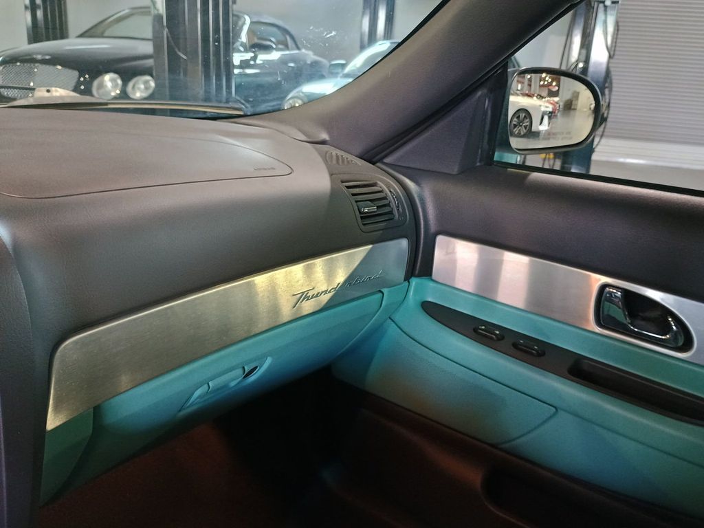 2002 Ford Thunderbird 2dr Convertible w/Hardtop Deluxe Clean Carfax - 23021627 - 26
