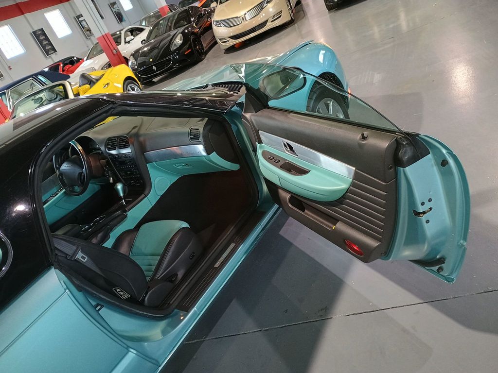 2002 Ford Thunderbird 2dr Convertible w/Hardtop Deluxe Clean Carfax - 23021627 - 32