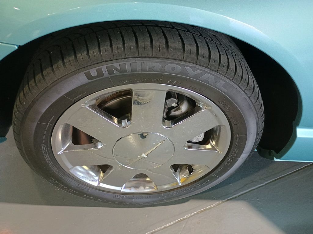 2002 Ford Thunderbird 2dr Convertible w/Hardtop Deluxe Clean Carfax - 23021627 - 44