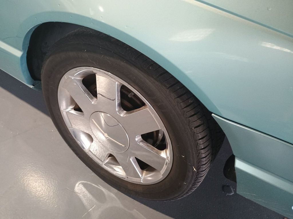 2002 Ford Thunderbird 2dr Convertible w/Hardtop Deluxe Clean Carfax Florida Car - 22937201 - 17