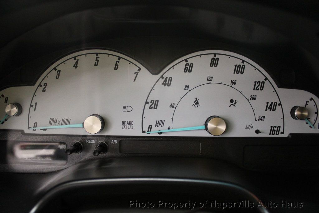 2002 FORD THUNDERBIRD - Image 21