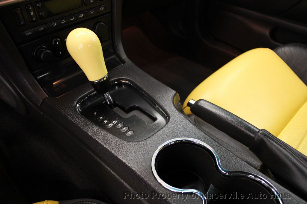 2002 FORD THUNDERBIRD - Image 28