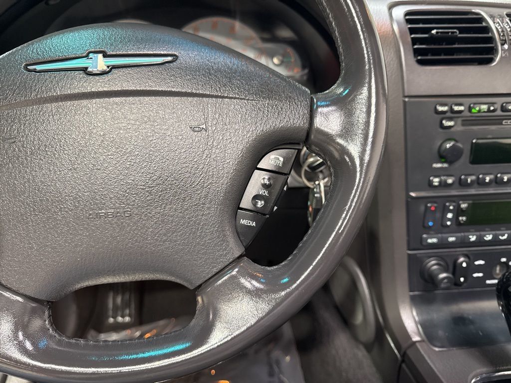 2002 Ford Thunderbird Base Trim - 22994871 - 13