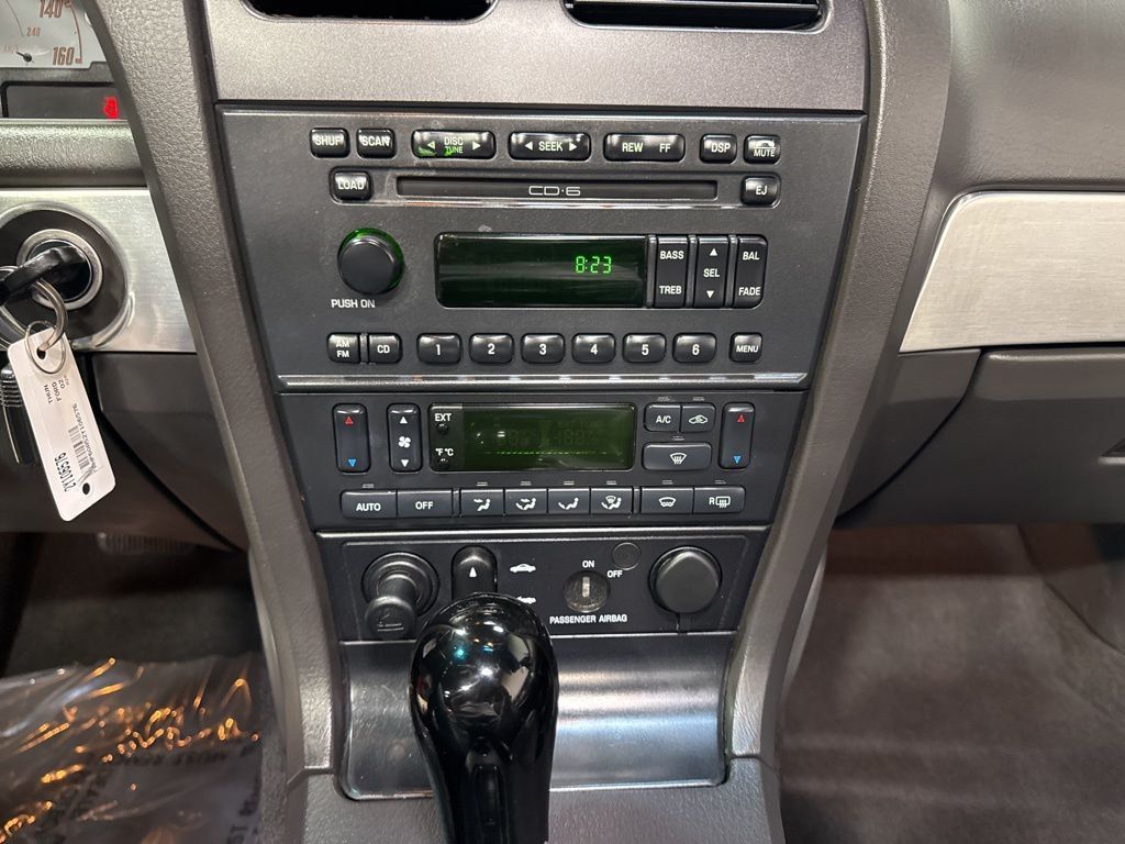 2002 Ford Thunderbird Base Trim - 22994871 - 17