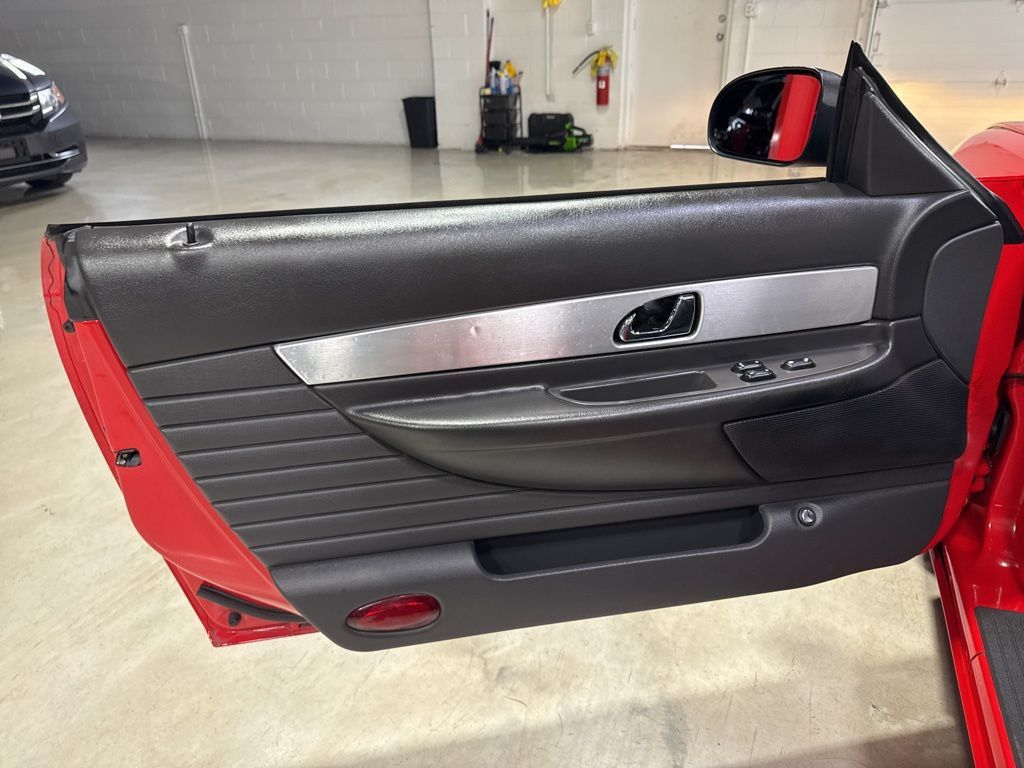 2002 Ford Thunderbird Base Trim - 22994871 - 26