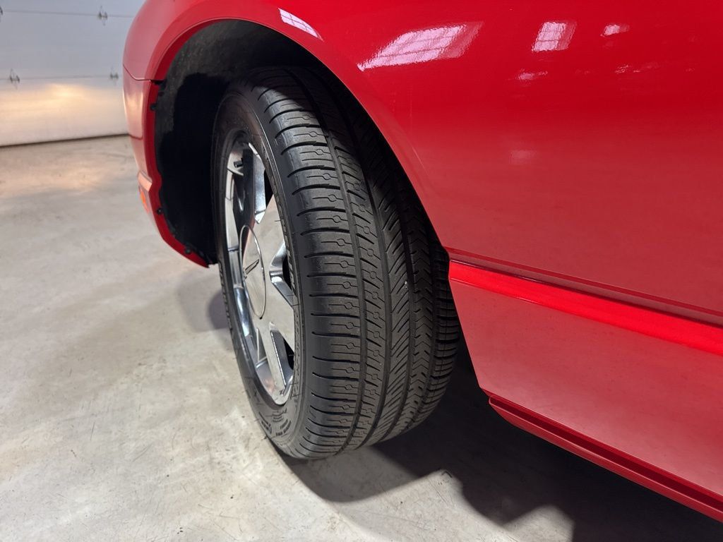 2002 Ford Thunderbird Base Trim - 22994871 - 2