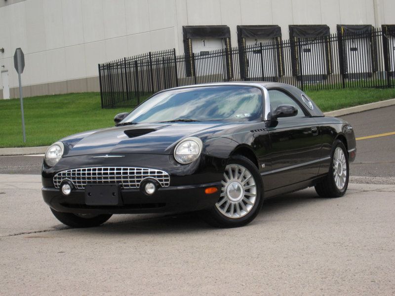 2002 Ford Thunderbird Base photo 3