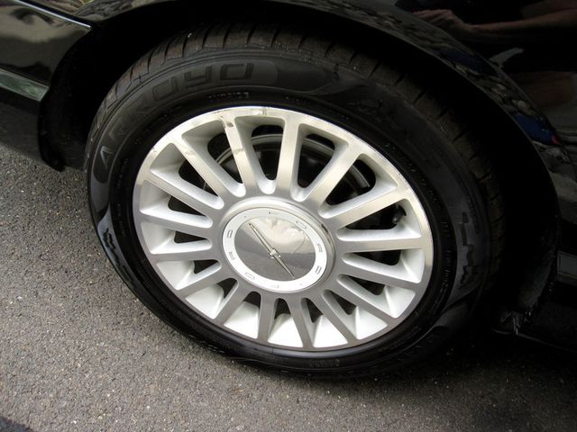 2002 Ford Thunderbird Base Trim - 22886742 - 36