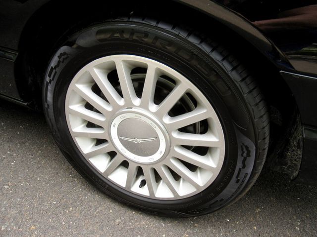 2002 Ford Thunderbird Base Trim - 22886742 - 37