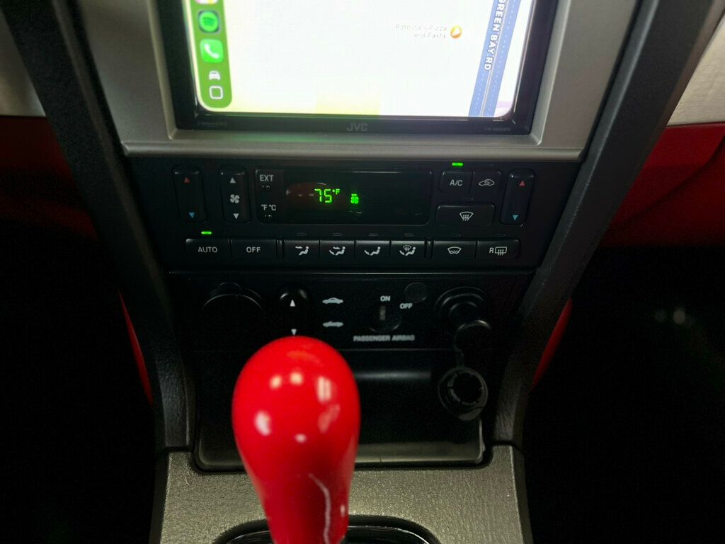 2002 Ford Thunderbird Base Trim - 22979944 - 20