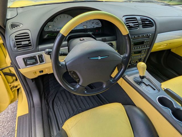 2002 Ford Thunderbird Base Trim - 23049685 - 14