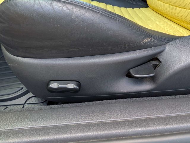2002 Ford Thunderbird Base Trim - 23049685 - 18