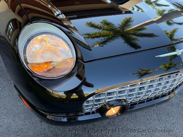 2002 Ford Thunderbird Convertible Deluxe - 22963325 - 16