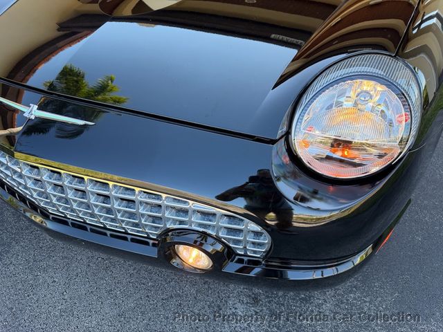 2002 Ford Thunderbird Convertible Deluxe - 22963325 - 17