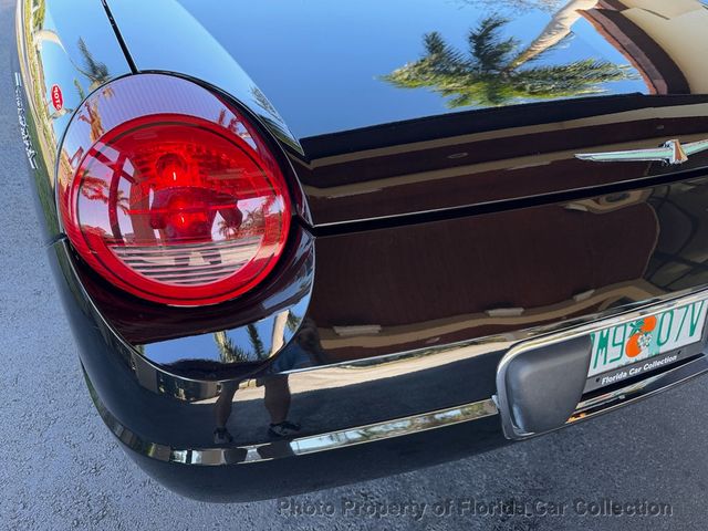 2002 Ford Thunderbird Convertible Deluxe - 22963325 - 18