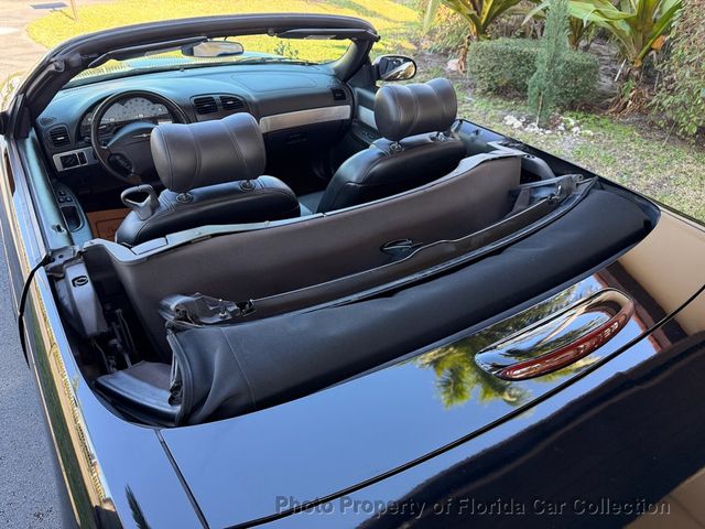 2002 Ford Thunderbird Convertible Deluxe - 22963325 - 21
