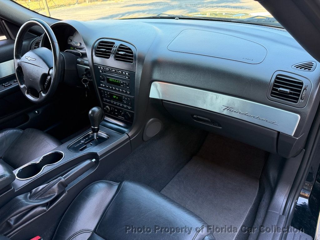 2002 Ford Thunderbird Convertible Deluxe - 22963325 - 25