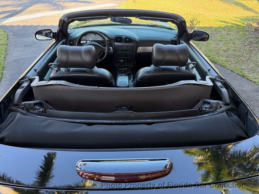 2002 Ford Thunderbird Convertible Deluxe - 22963325 - 32