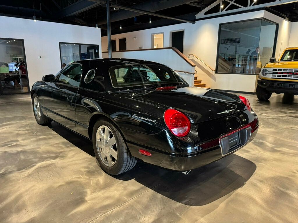 2002 Ford Thunderbird Premium photo 3