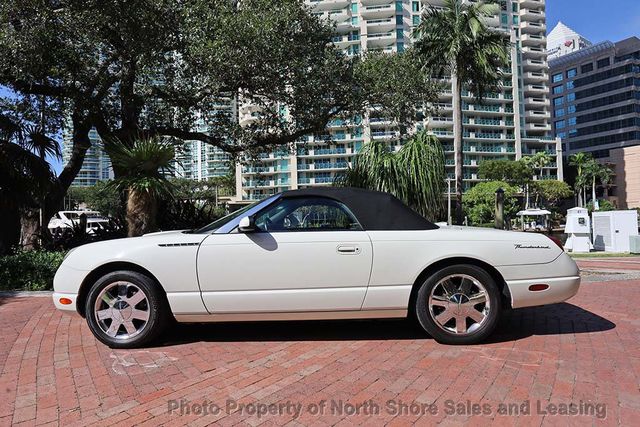 2002 Ford Thunderbird Premium Convertible with Hardtop - 22674111 - 3