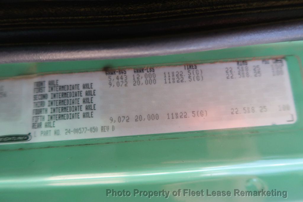 2002 Freightliner FL106  - 22891733 - 15