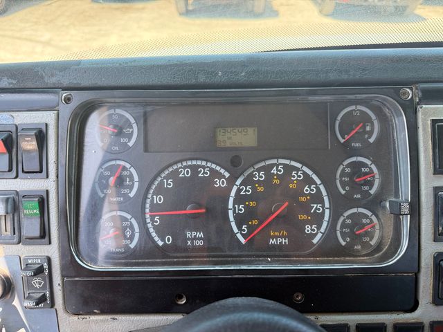 2002 Freightliner FL-70 Flatbed Dump Truck  - 23057337 - 15