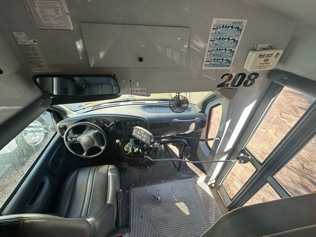 2002 GMC Savana G3500 Mini School BUS - 22766536 - 15