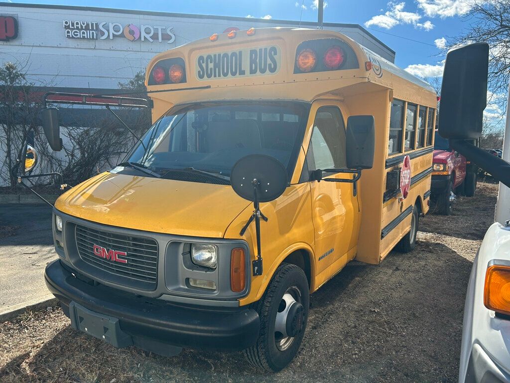 2002 GMC Savana G3500 Mini School BUS - 22766536 - 1