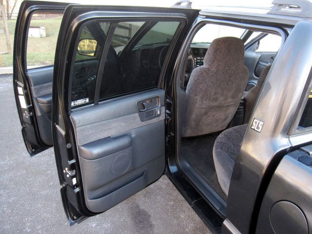 2002 GMC Sonoma Crew Cab 123" WB 4WD SLS - 22973629 - 27