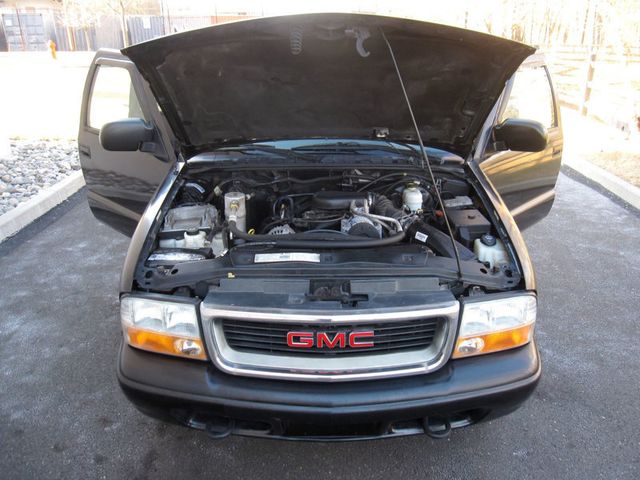 2002 GMC Sonoma Crew Cab 123" WB 4WD SLS - 22973629 - 30