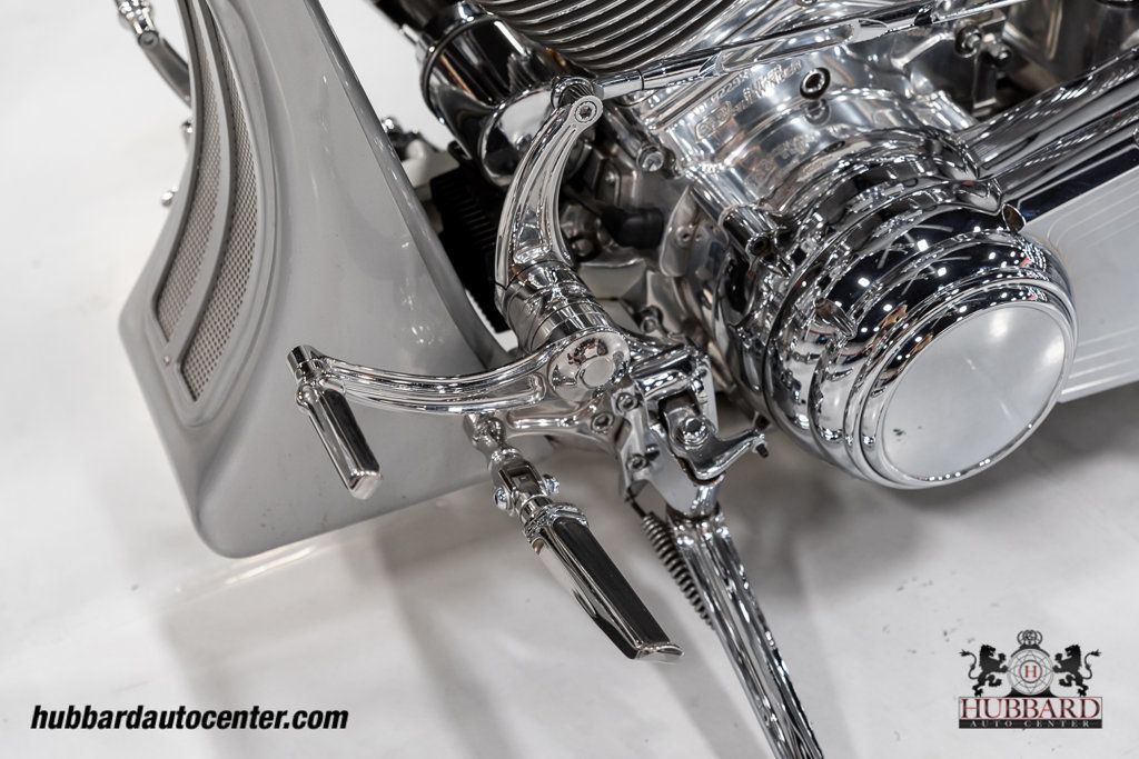 2002 Heavy Duty Custom  - 22904311 - 52