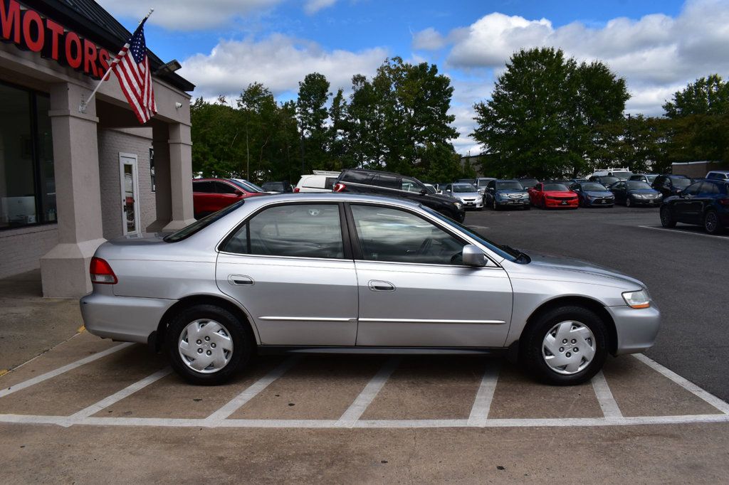 2002 Honda Accord Sedan LX Automatic V6 - 23088858 - 11