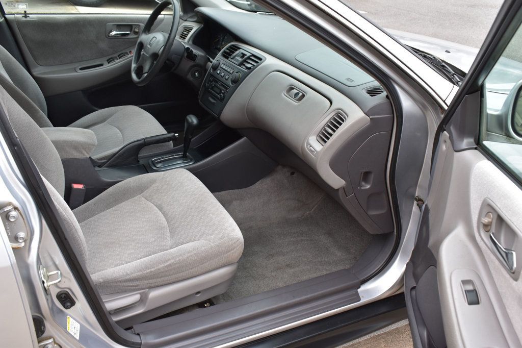 2002 Honda Accord Sedan LX Automatic V6 - 23088858 - 21