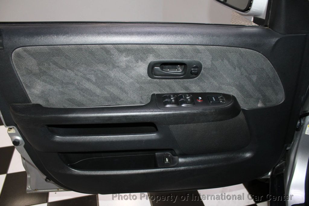 2002 Honda CR-V 4WD EX Manual - 22939706 - 10