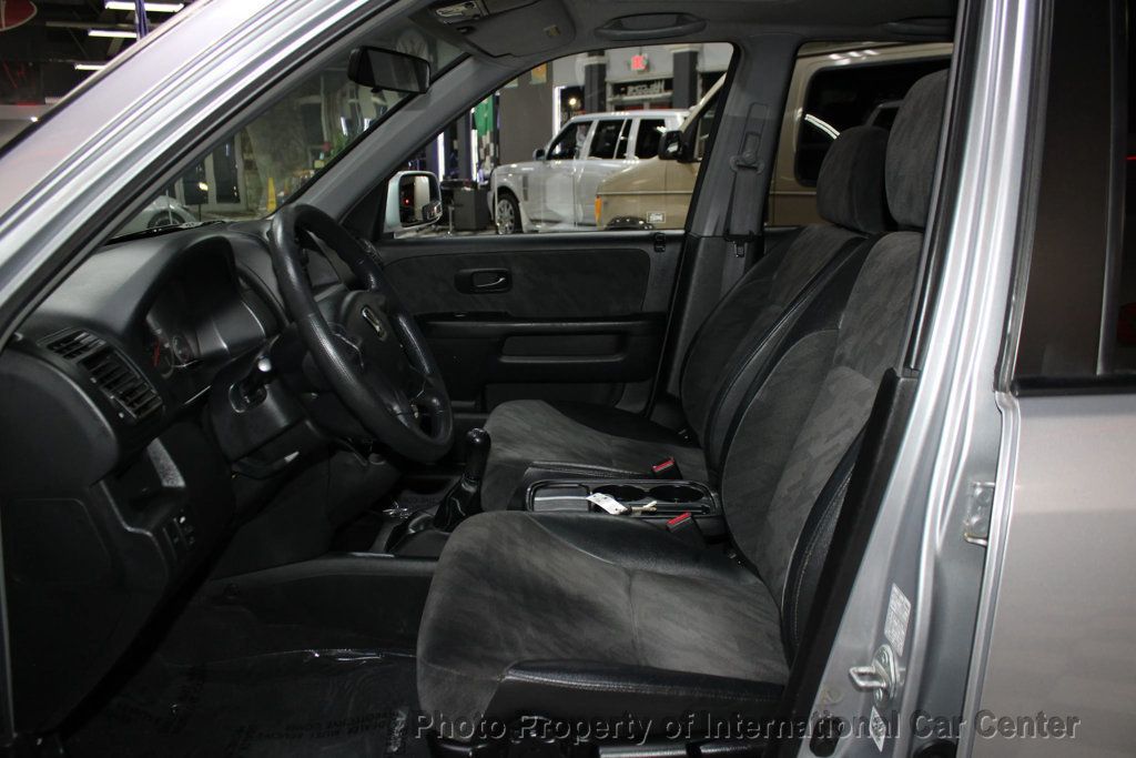 2002 Honda CR-V 4WD EX Manual - 22939706 - 12