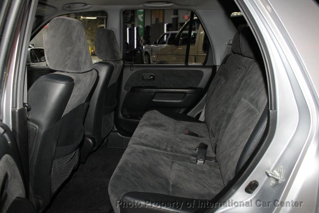 2002 Honda CR-V 4WD EX Manual - 22939706 - 19