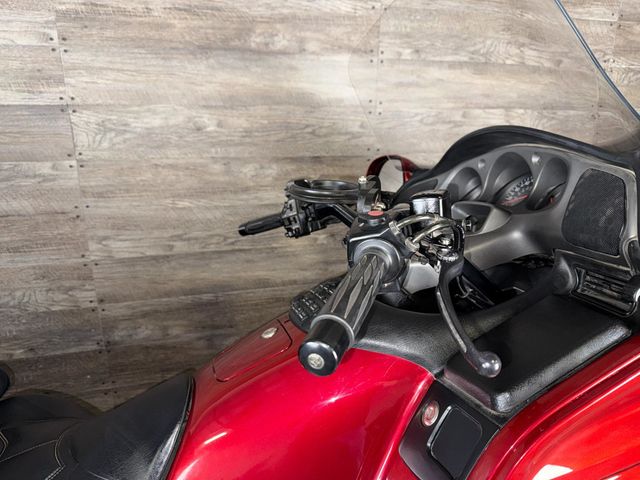 2002 Honda GL1800 Goldwing LOW MILES! - 23015507 - 4