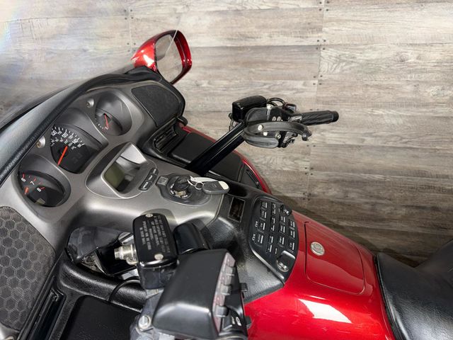 2002 Honda GL1800 Goldwing SUPER CLEAN! - 22996482 - 12