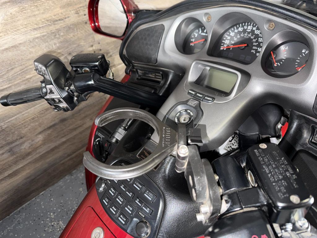 2002 Honda GL1800 Goldwing SUPER CLEAN! - 22996482 - 4