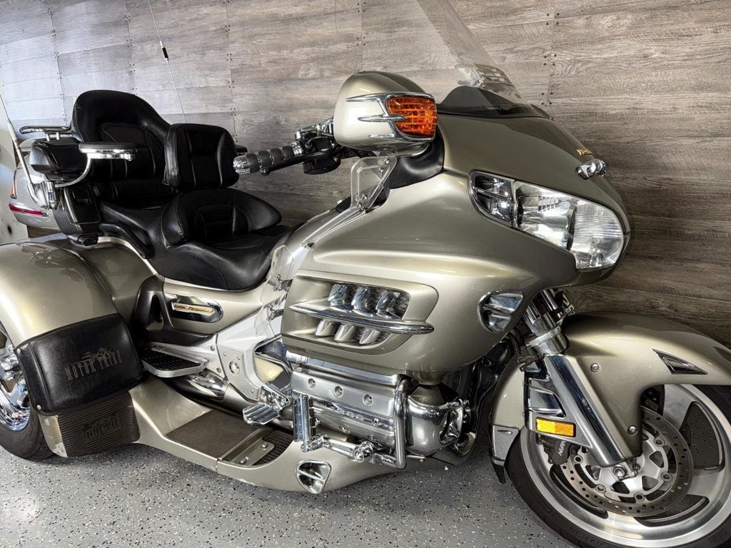 2002 Honda GL1800 Goldwing Trike SUPER CLEAN! - 22938081 - 1