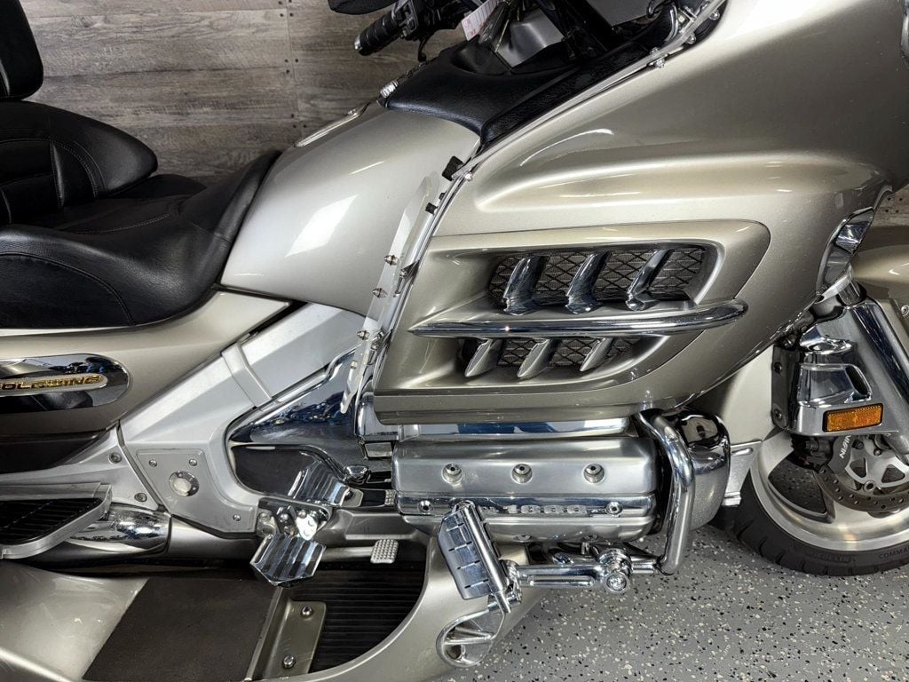 2002 Honda GL1800 Goldwing Trike SUPER CLEAN! - 22938081 - 4