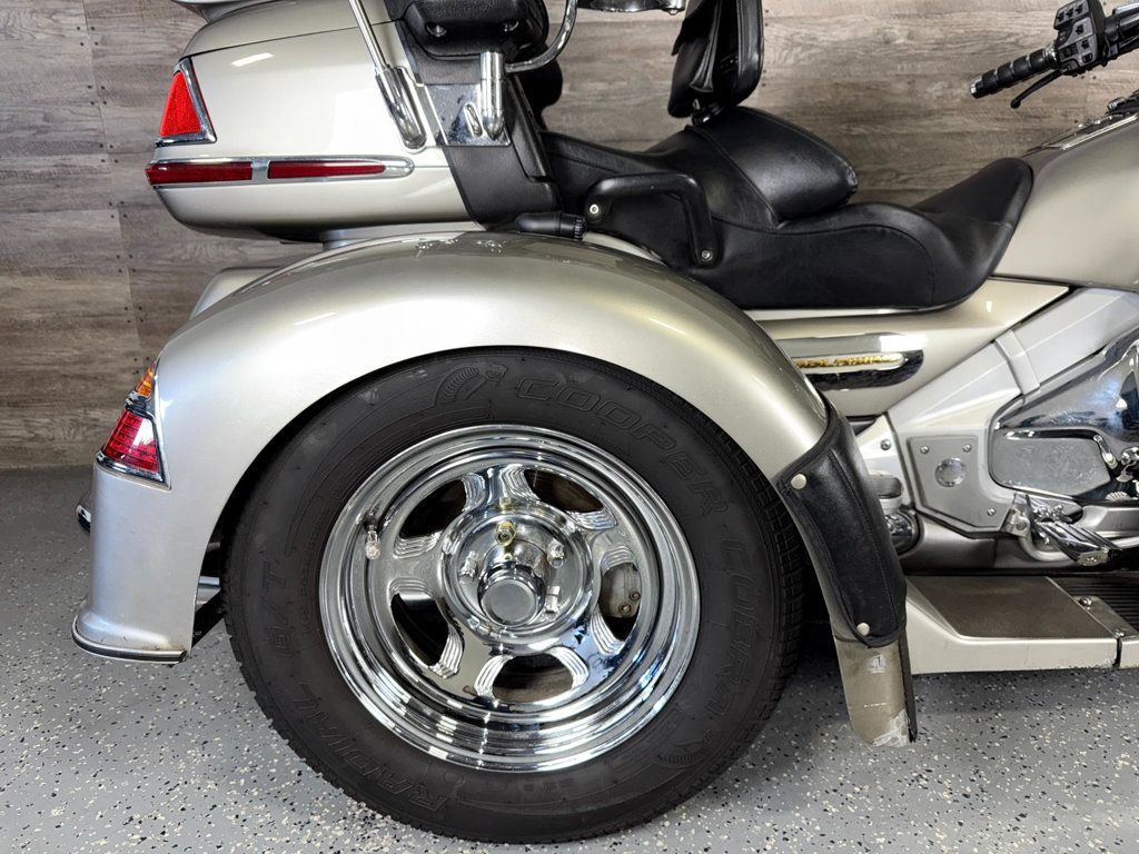 2002 Honda GL1800 Goldwing Trike SUPER CLEAN! - 22938081 - 7