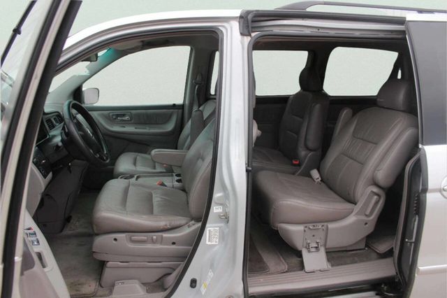 2002 Honda Odyssey 5dr EX-L w/Leather - 23011887 - 6