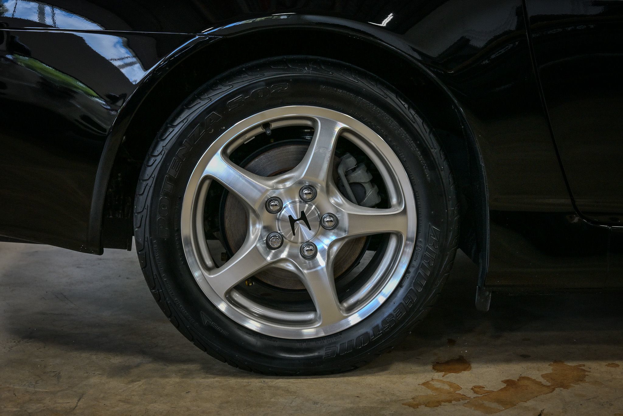 2002 Honda S2000 photo 12