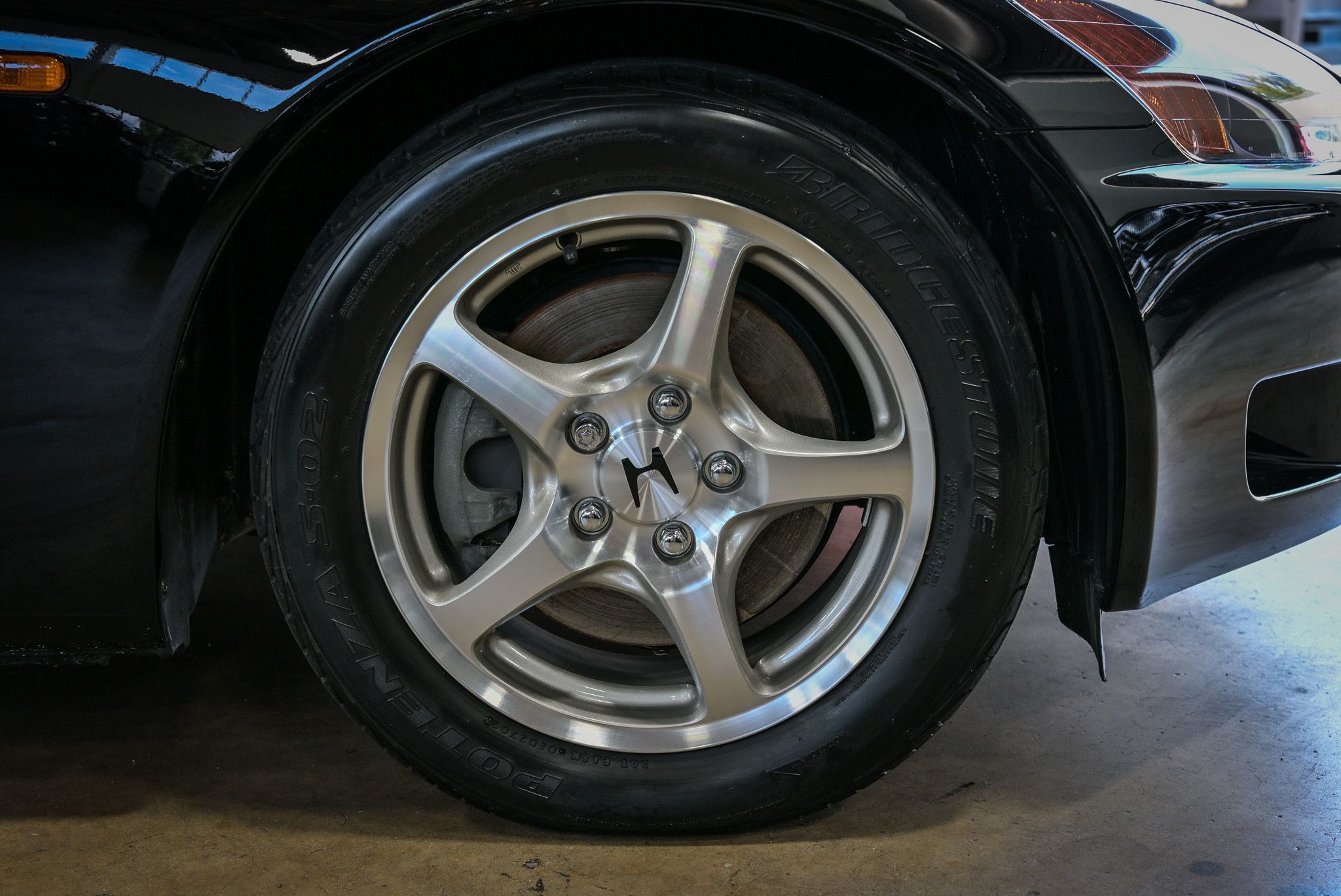 2002 Honda S2000 photo 13