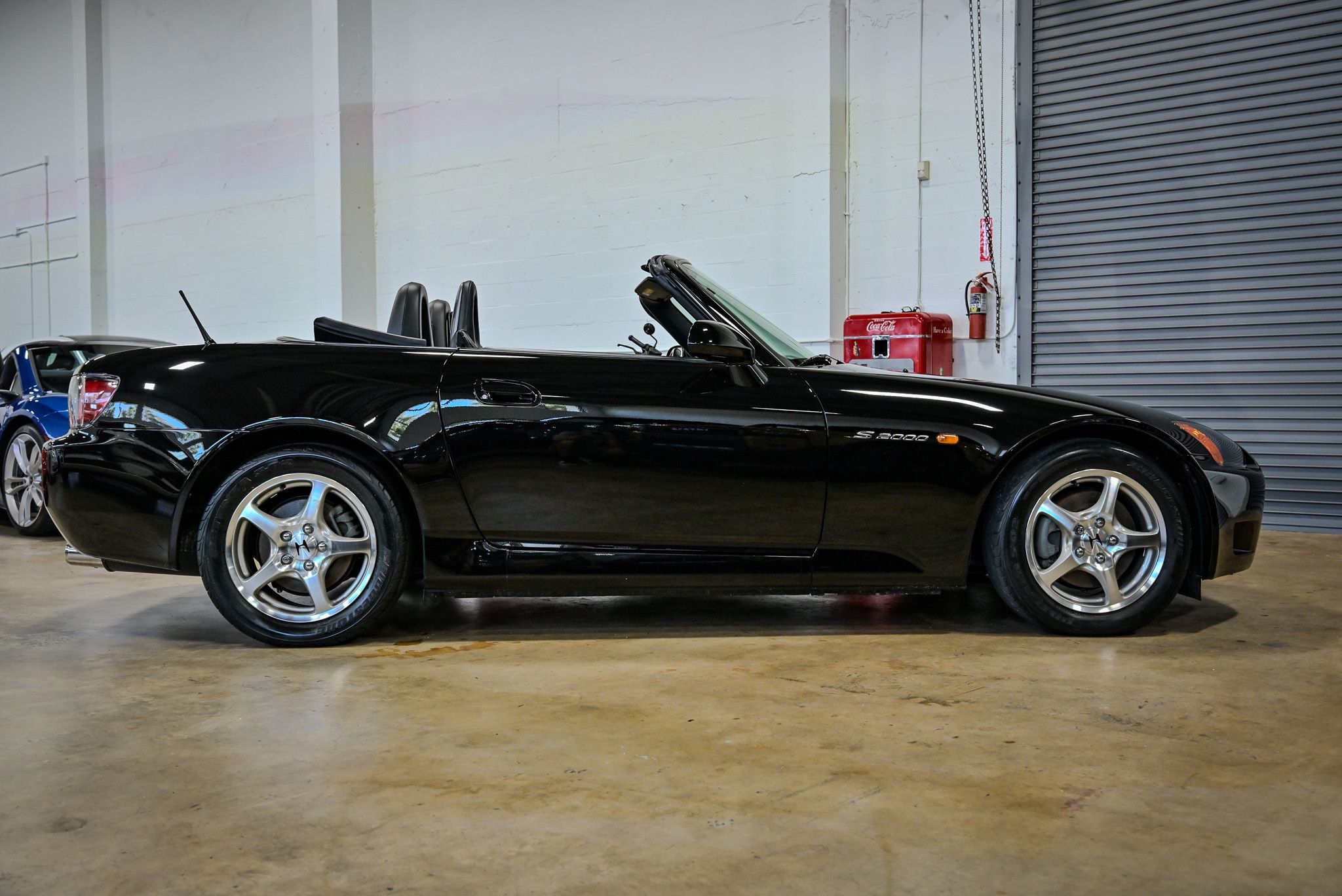 2002 Honda S2000 photo 17