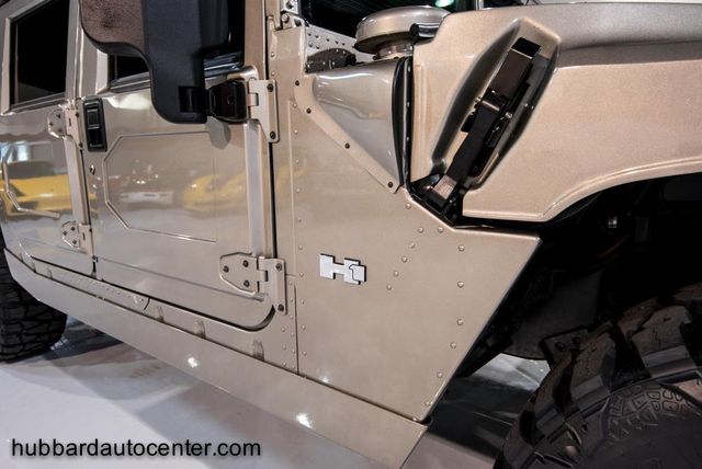 2002 HUMMER H1 4-Passenger Wagon Enclosed - 12795032 - 16