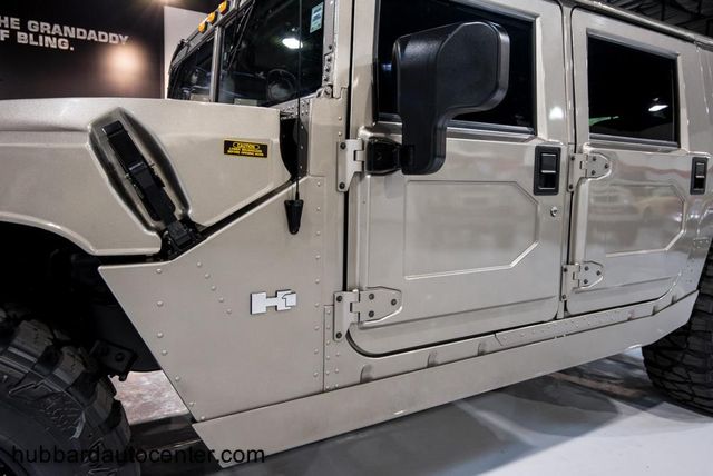 2002 HUMMER H1 4-Passenger Wagon Enclosed - 12795032 - 23